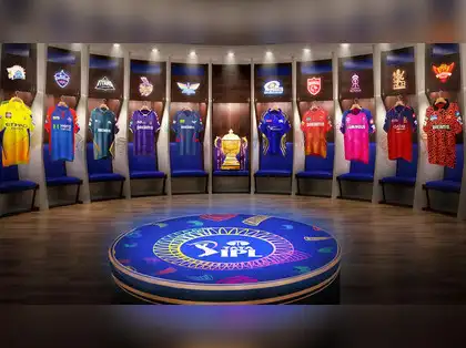 IPL 2025 Playoffs Race Heats Up