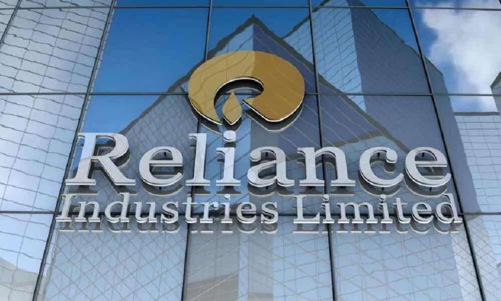 Reliance to invest ₹8,000 crore in beverage sector expansion.