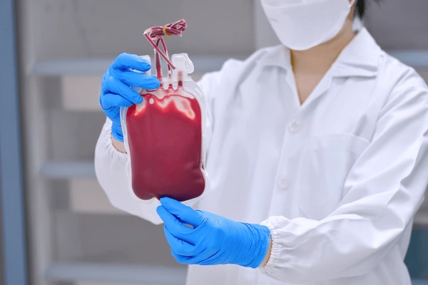 Vial of universal artificial blood developed in Japan
