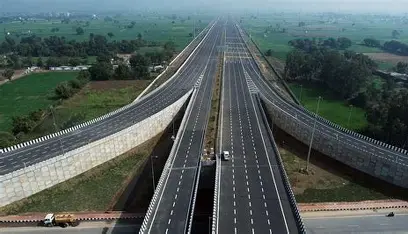 UP leads Indian expressway network with 42% share in total length.