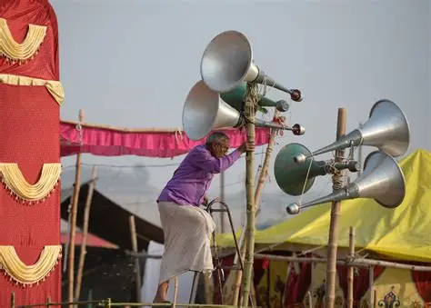 Mumbai Police removes loudspeakers from religious sites across city.