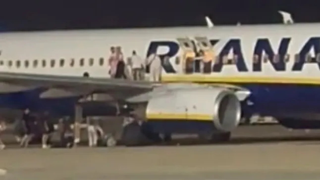 Boeing 757 false fire alert