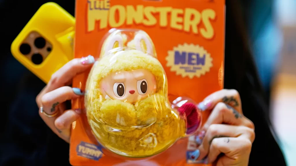 Pop Mart CEO unveils Labubu