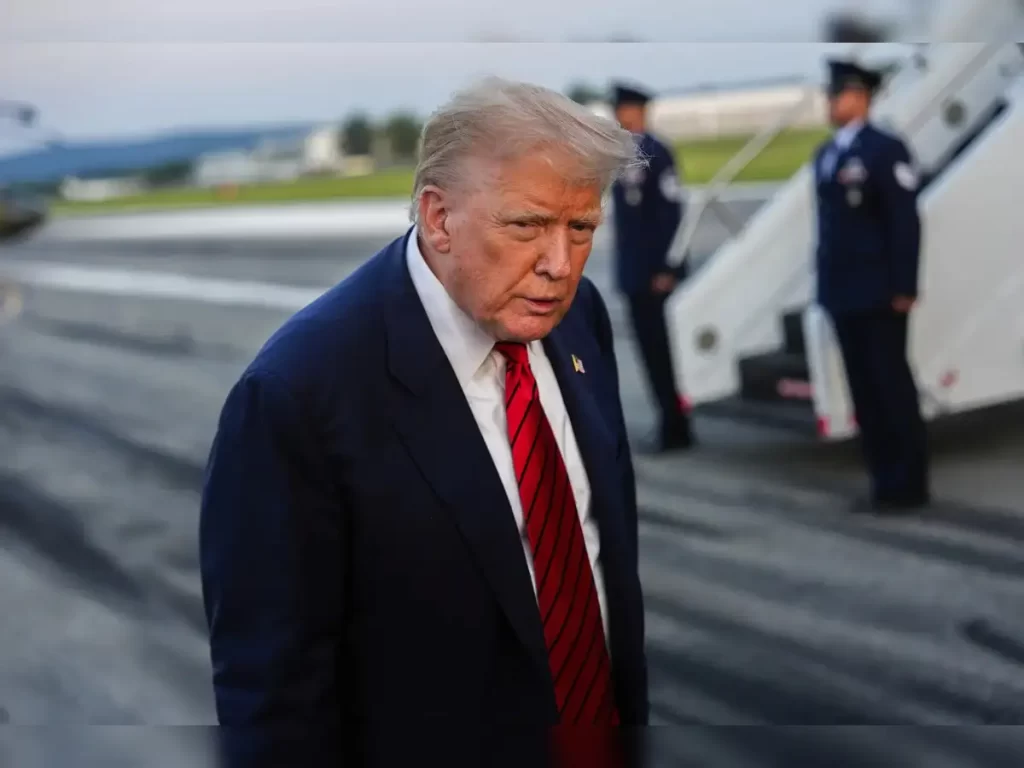 Trump warns India tariffs