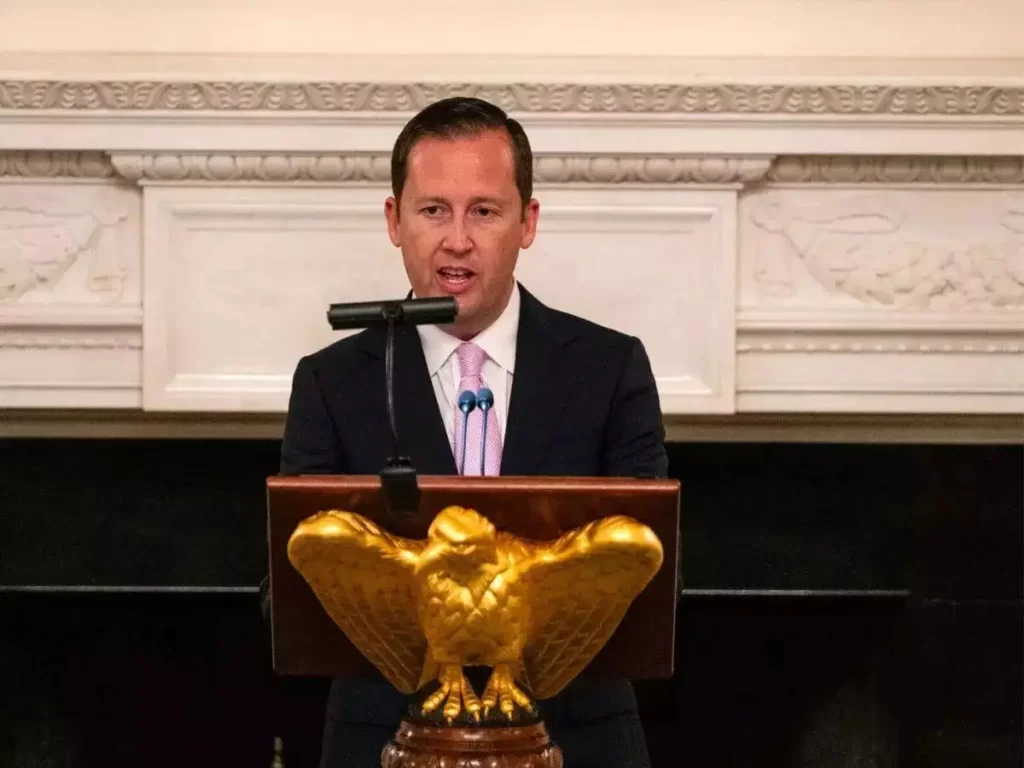 Trump nominates Sergio Gor