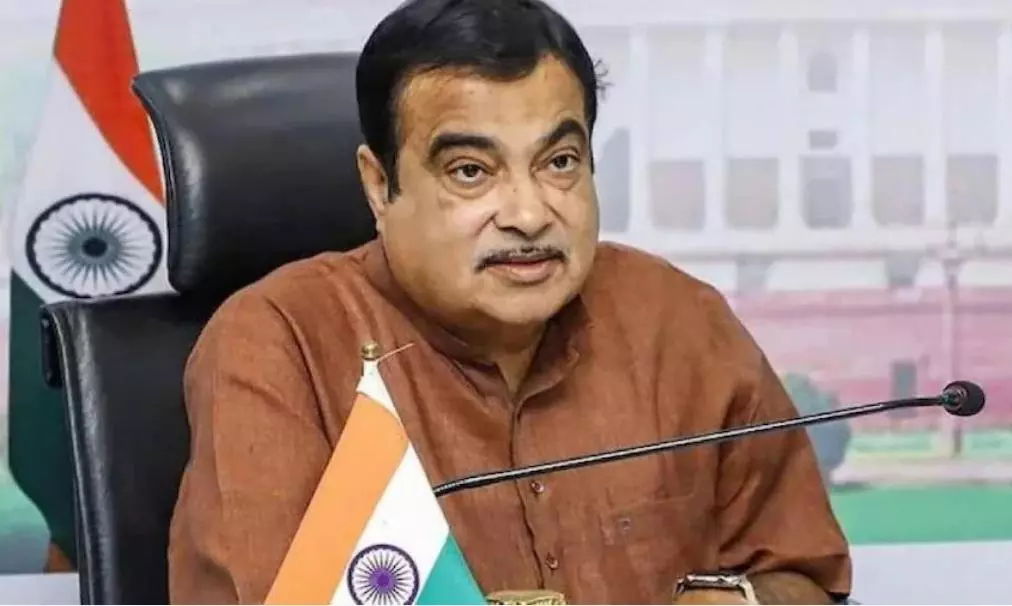 Nitin Gadkari promoting ethanol fuel