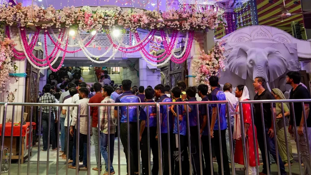 Pune police security action in navratri