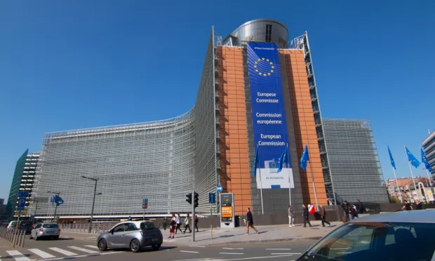 EU probes major online platforms