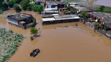Landslide blocks Himachal highway