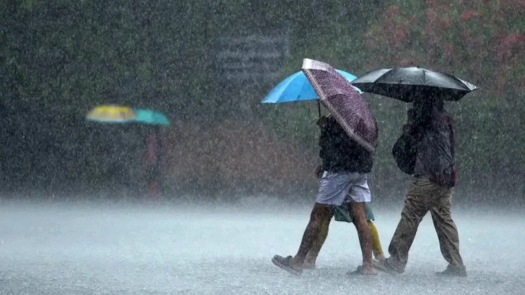 Heavy rainfall in Pune