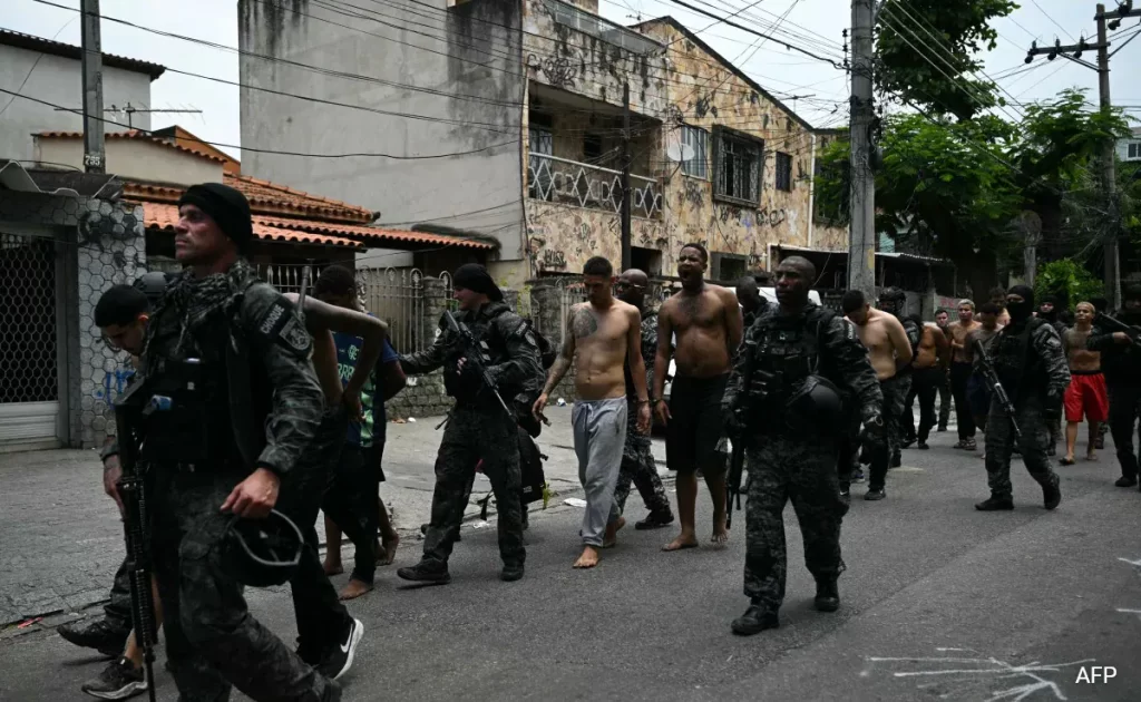 Police raid in Rio favelas