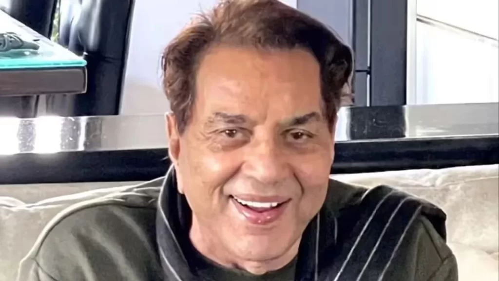 Dharmendra recovering at home