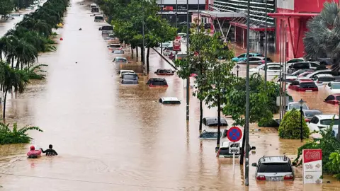 vietnam floods
