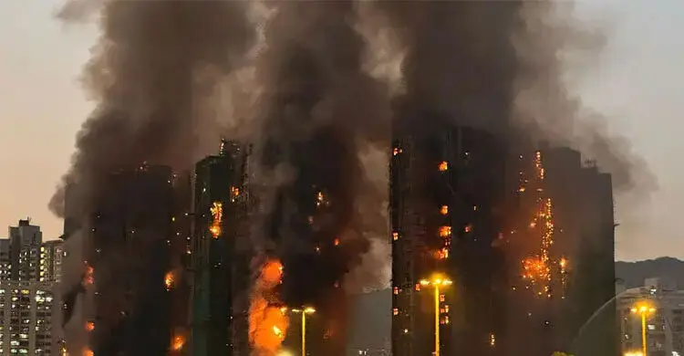 Hong Kong high-rise fire