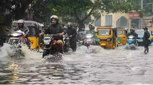 Chennai streets flooded monsoon