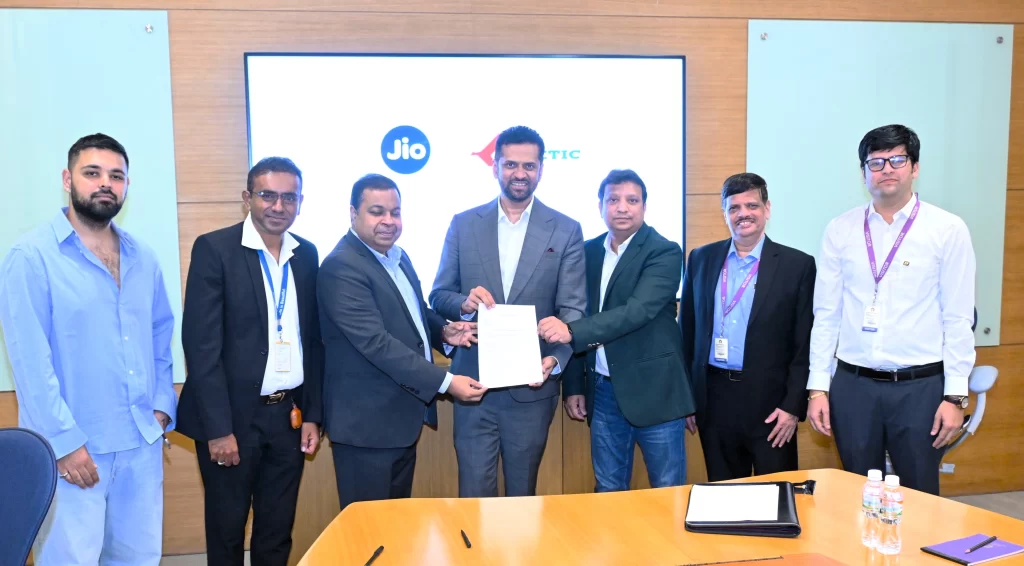 Kinetic Watts & Volts Joins Hands with Jio