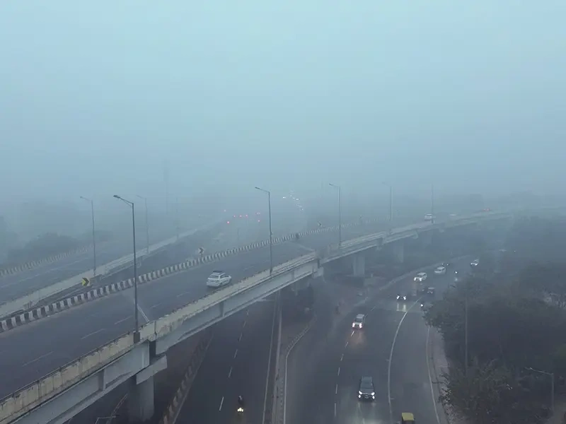 "Delhi NCR foggy winter commute"