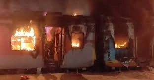 Fire in Tatanagar Express