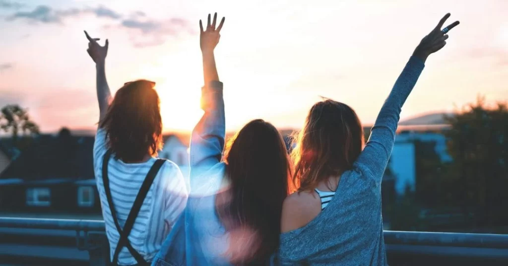 Users quitting Instagram for authentic platforms.