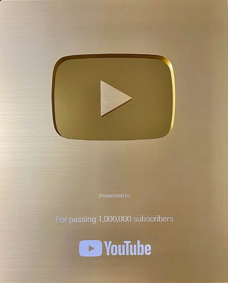 Micro-dramas: 60-second viral video series on Reels.