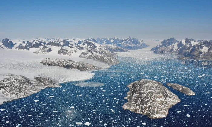 Greenland ice sheet rapidly melting 250 billion tons yearly