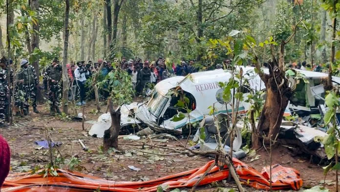 Jharkhand air ambulance crash claims 7 lives.