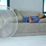 Infographic on warm nights disrupting sleep recovery.