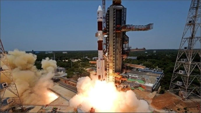 ISRO preps Gaganyaan TV-D2 crew escape test.