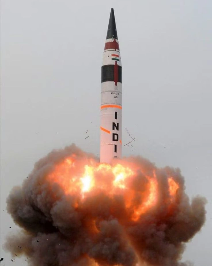 India Imposes Airspace Curbs Over Bay of Bengal