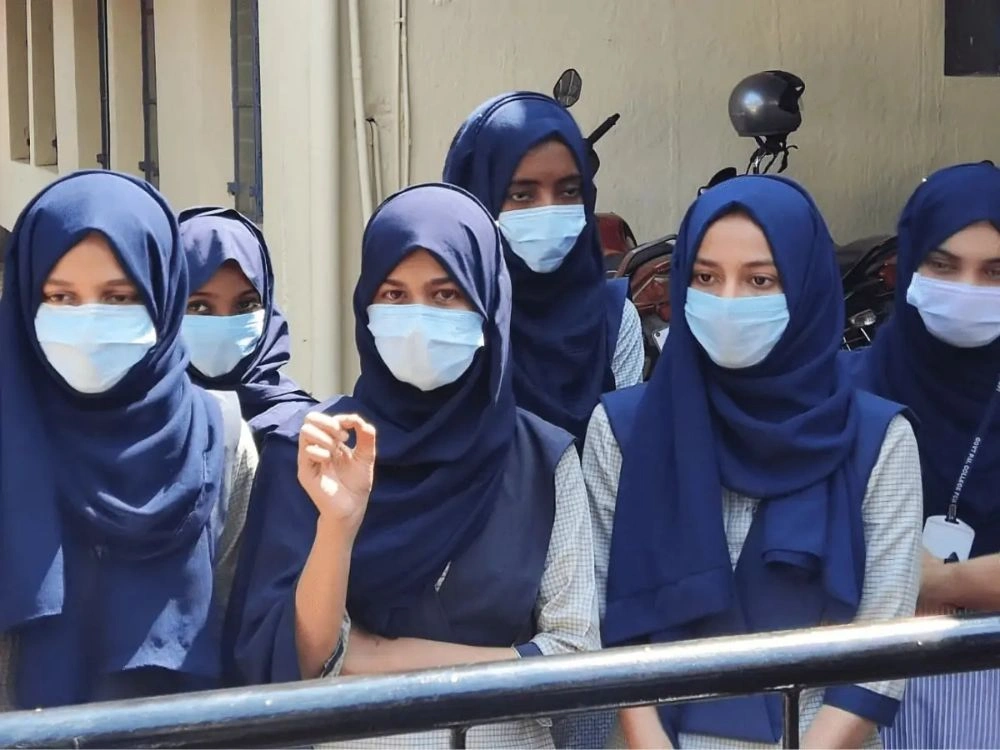 Karnataka Reverses Stance on School Dress Code Allows Religious Symbols like Hijab