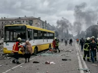 Russian Strikes Kill Civilians in Ukraine as Buses Are Hit in Kramatorsk
